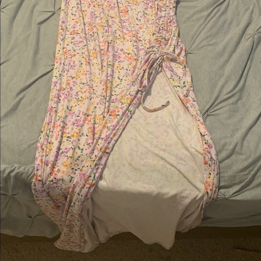 Worn once, like new  Maternity Dress🌸💐 - Picture 3 of 5